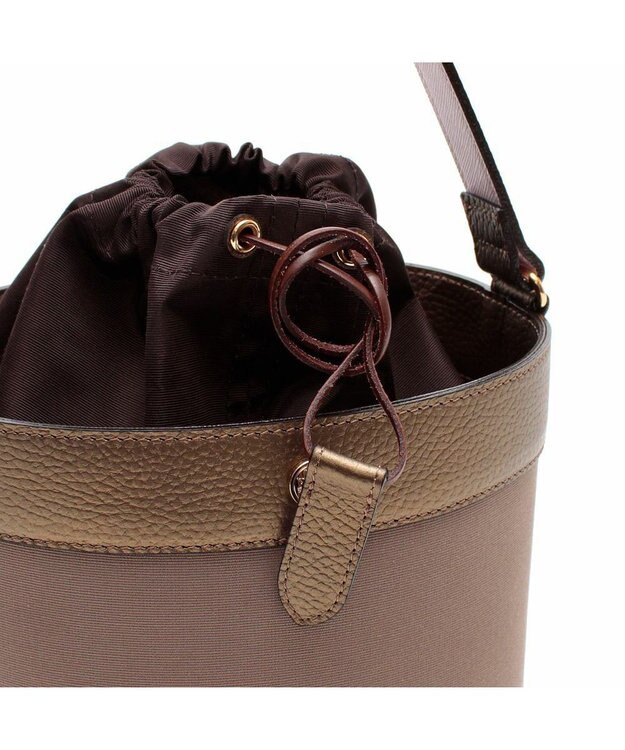 A.D.M.J. 【ファブリック】オフィサー/イアリアンファブリックバケットショルダートートS サハラ