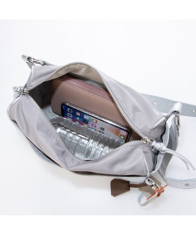 UNBILLION ペルケ perche / 牛革×ナイロンチェンジベルトキーチャームショルダー シルバー