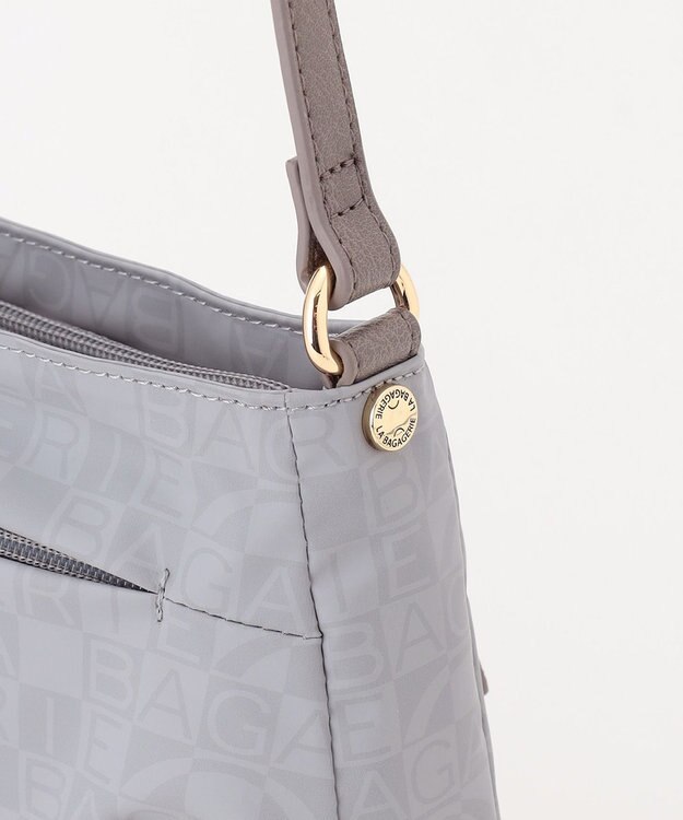 LA BAGAGERIE MONOGRAMME ポシェット グレー