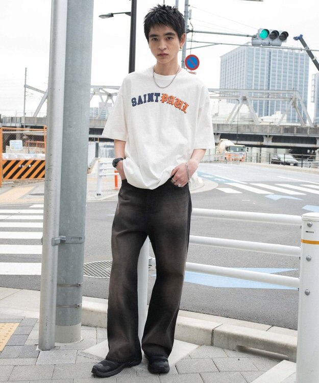 WEGO 【ユニセックス着用ITEM】アクセ付きグラフィックT（SS） ホワイト