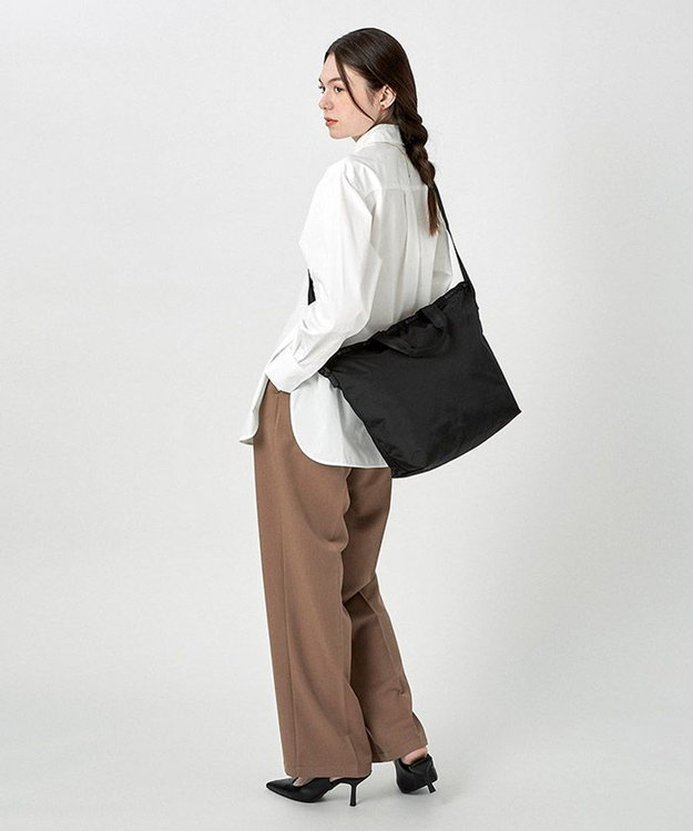 LeSportsac DELUXE EASY CARRY TOTE/リサイクルドブラックJP リサイクルドブラックJP