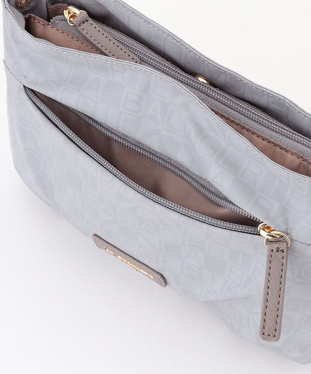 LA BAGAGERIE MONOGRAMME ポシェット グレー