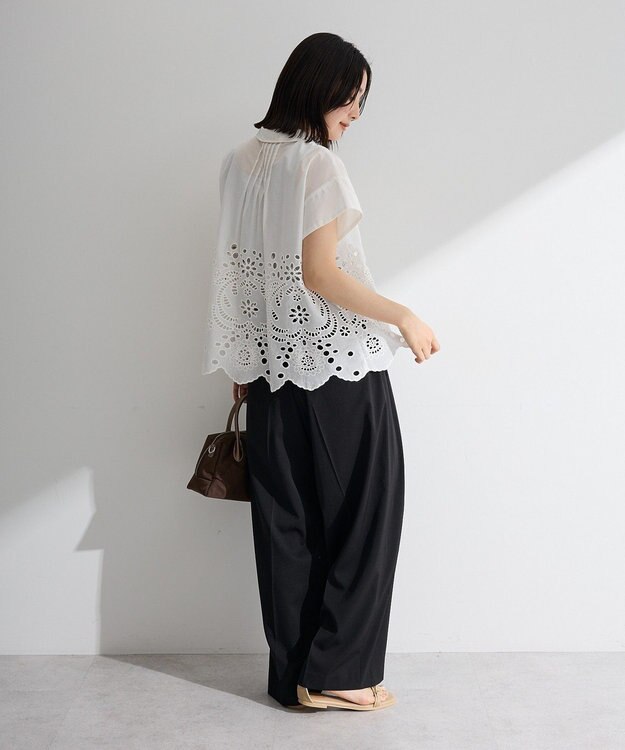 Green Parks スカラップ刺しゅうブラウス Off White
