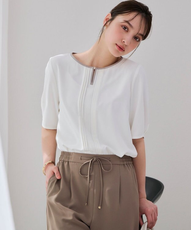 ANY SIS S 【洗える】フロントタックバイカラー ブラウス オフ×ライトベージュ