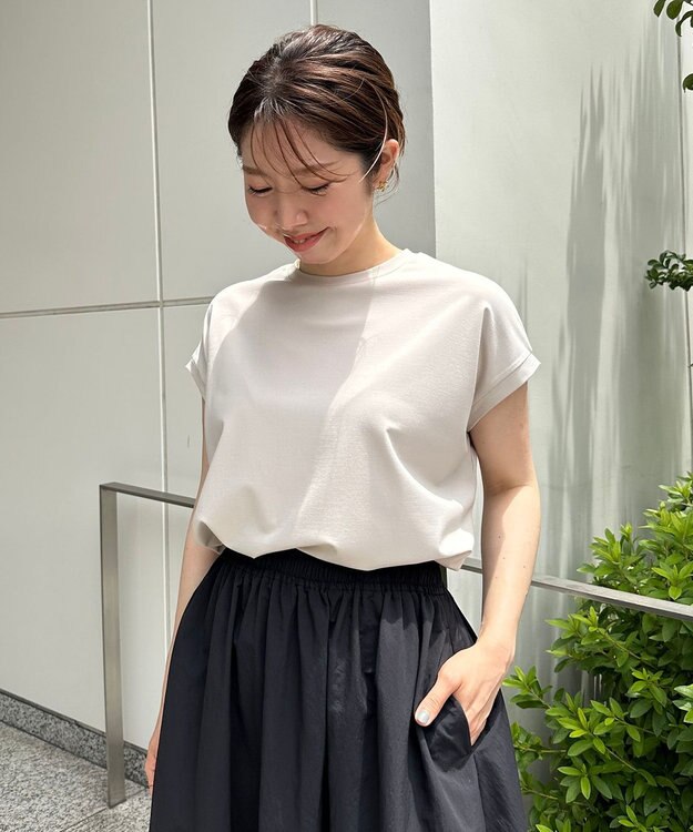 UNFILO 【Oggi 6月号掲載】BEAUTY FORM フレンチスリーブTシャツ ベージュ