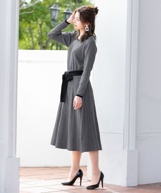 Tiaclasse 【洗える】1枚で着映えするステッチニットワンピース チャコール×ブラック