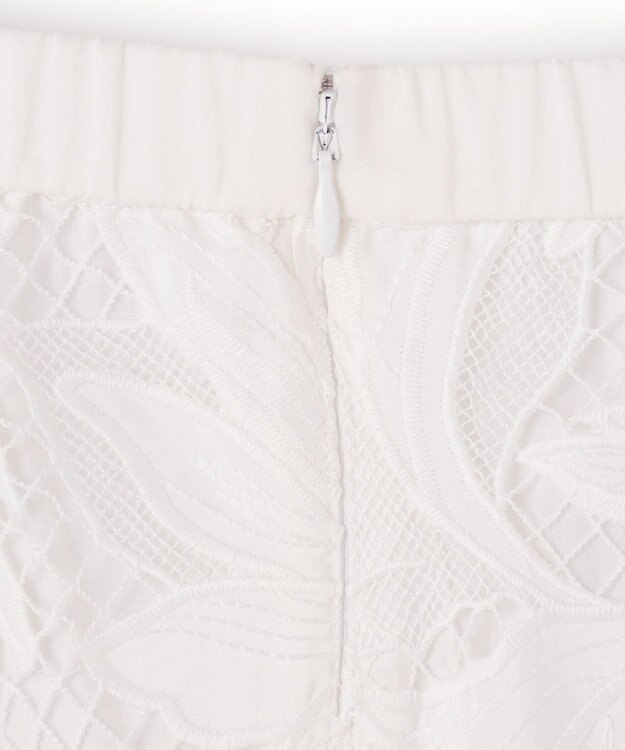 GRACE CONTINENTAL ケミカルリーフスカート ホワイト