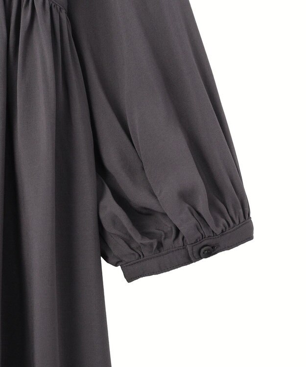 Green Parks スキッパーギャザーワンピース Charcoal Gray