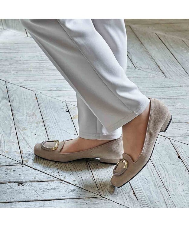 Riz raffinee <Riz raffinee>バックルオペラパンプス ベージュスエード