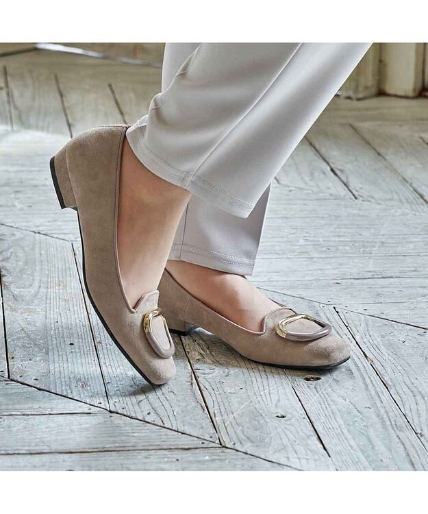 Riz raffinee <Riz raffinee>バックルオペラパンプス ベージュスエード