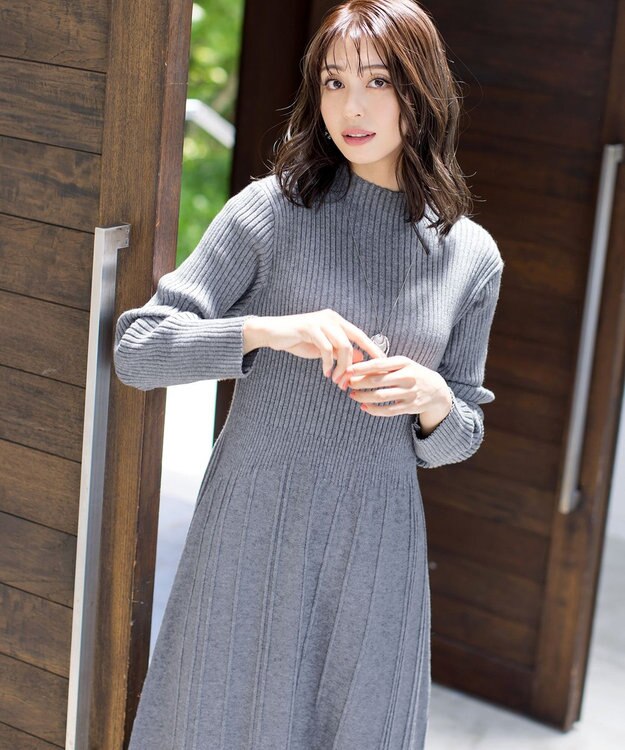 Tiaclasse 【洗える】1着でオシャレ感が出せるニットプリーツワンピース グレー