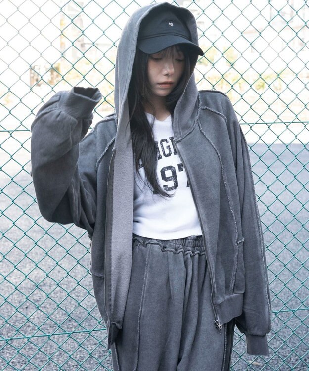 WEGO 【ユニセックス着用ITEM/MLサイズ展開】スウィッチングZIPパーカー ブラックその他