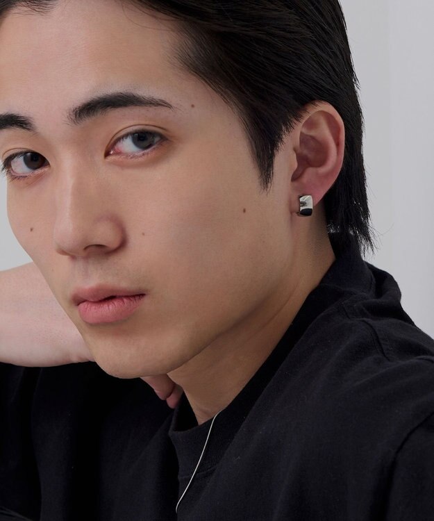 Phoebe 【金属アレルギー対応】ワンタッチワイドフープミニピアス(片耳)/サージカルステンレス シルバー シルバー