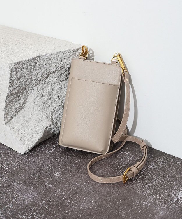 style code 【VerdeVari/ヴェルデヴァリ】マルチショルダーバッグ グレージュ