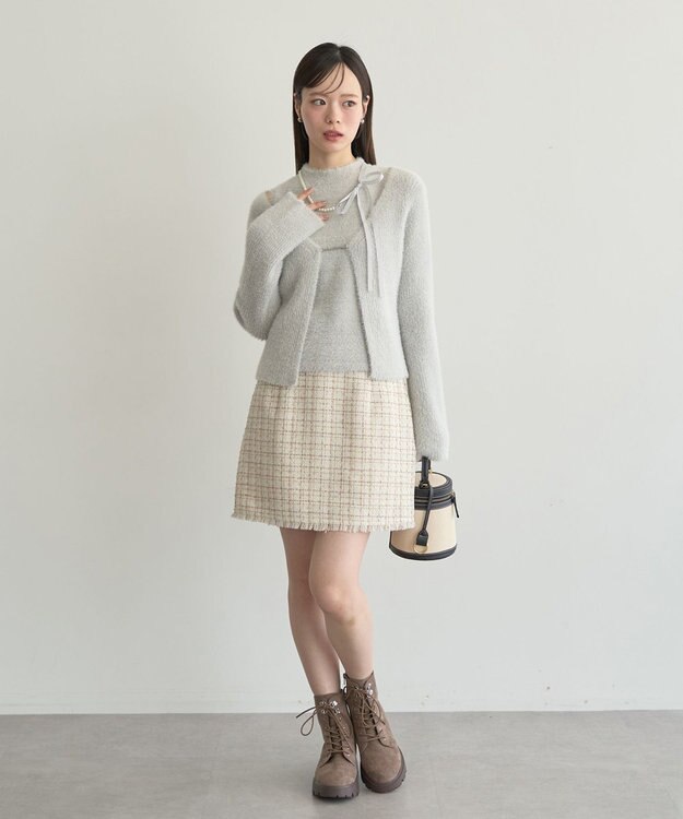 earth music&ecology SET2点チャーム付きシャギーニット＋インナー Light Gray