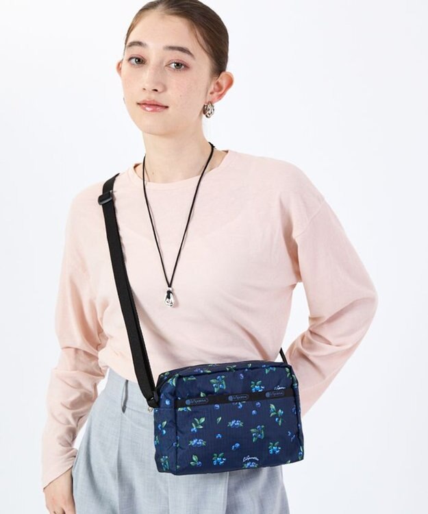LeSportsac DANIELLA CROSSBODY/ベリーベリー ベリーベリー