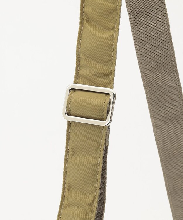 Y'SACCS ツイルナイロン　スクエアトート　Sサイズ スモーキーイエロー