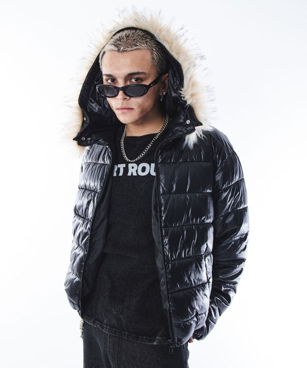 WEGO 【ユニセックス着用ITEM】2WAYシャイニーパファーフーディー ブラック