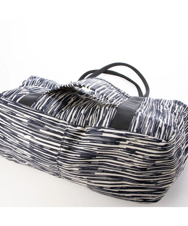 UNBILLION cachecache パッカブルナイロンボストンバッグ アイボリーネイビー