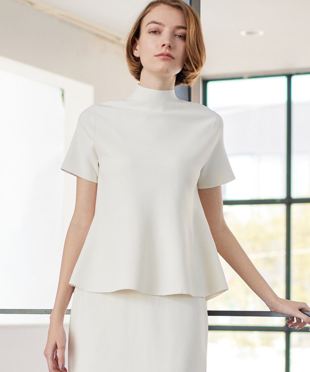 BEIGE， HOLLY / ペプラムニット Ecru