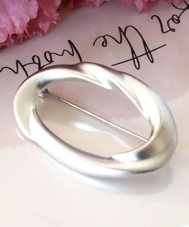 Tiaclasse マットメタルモチーフブローチ シルバーA