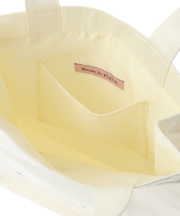 Maison de FLEUR チェリー刺繍パイピングスクエアトートバッグ Ivory