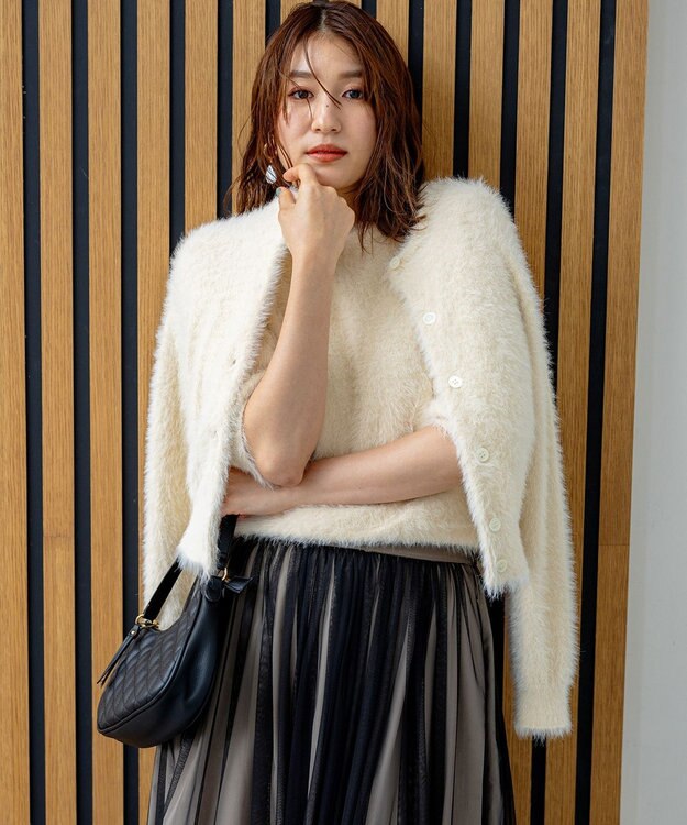 組曲 ナイロンファー カーディガン アイボリー系