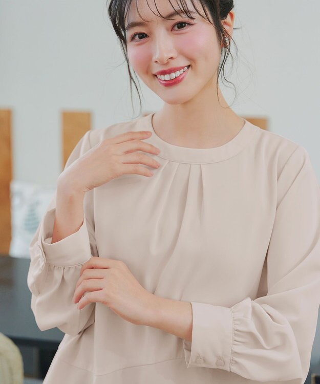 Tiaclasse L イレギュラーヘムブラウス ライトベージュ