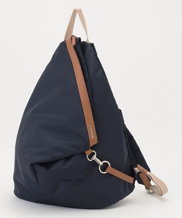 LA BAGAGERIE トライアングルリュックサック ネイビー