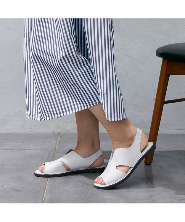 ing <ing>【サスティナブルシリーズ】サイドオープンサンダル ホワイト