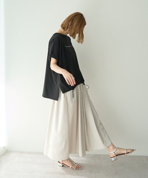 YECCA VECCA 裾ドロストデザインロゴTee Black