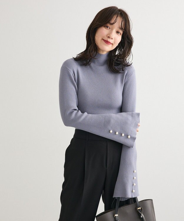 Green Parks ・ｓｗｉｎｇ　ｂｙ　袖パールボタンフレアリブニット Blue