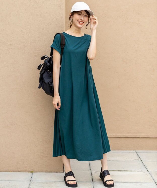 ANY SIS 【接触冷感・UVカット・洗える】ハイストレッチスムースサイドプリ－ツ ワンピース ダークグリーン
