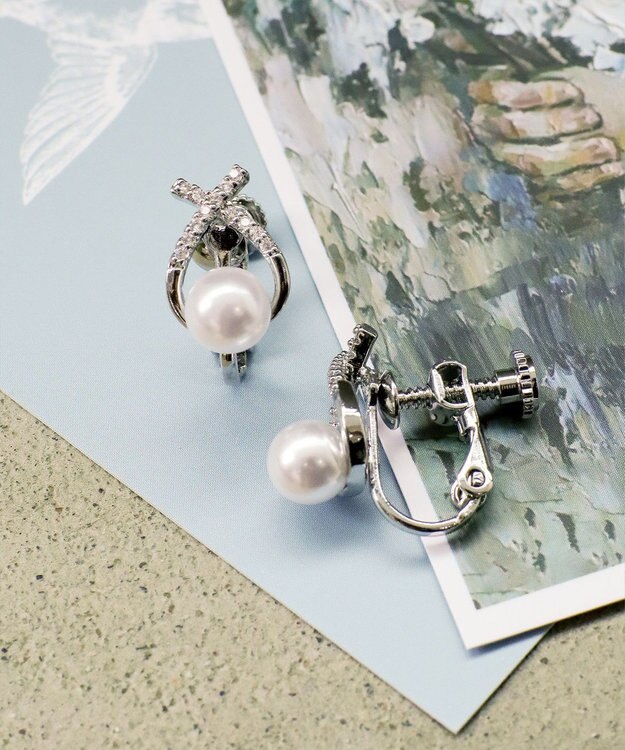 Tiaclasse 【選べる2TYPEデザイン】【金属アレルギー対応】クロスドロップピアス＆イヤリング イヤリング：シルバー