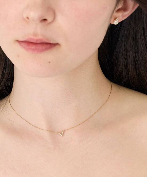 Phoebe 〈金属アレルギー対応〉Vラインミニパールネックレス　V字デザイン/小粒パール ホワイト