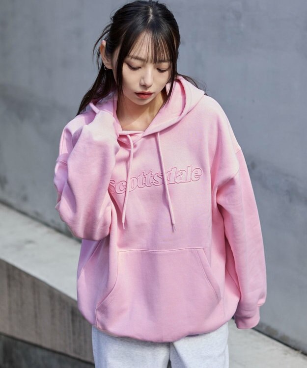 WEGO 【ユニセックス着用ITEM】エンボスステッチロゴプルパーカー ピンク