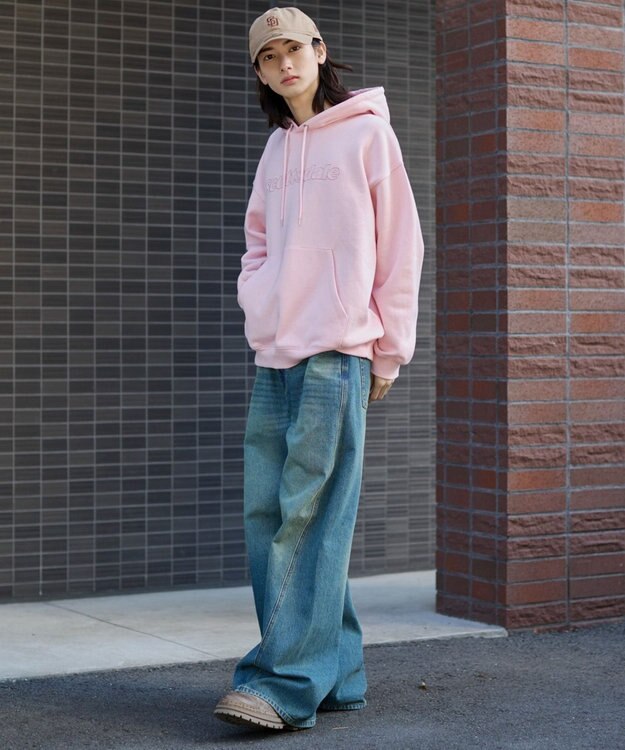 WEGO 【ユニセックス着用ITEM】エンボスステッチロゴプルパーカー ピンク