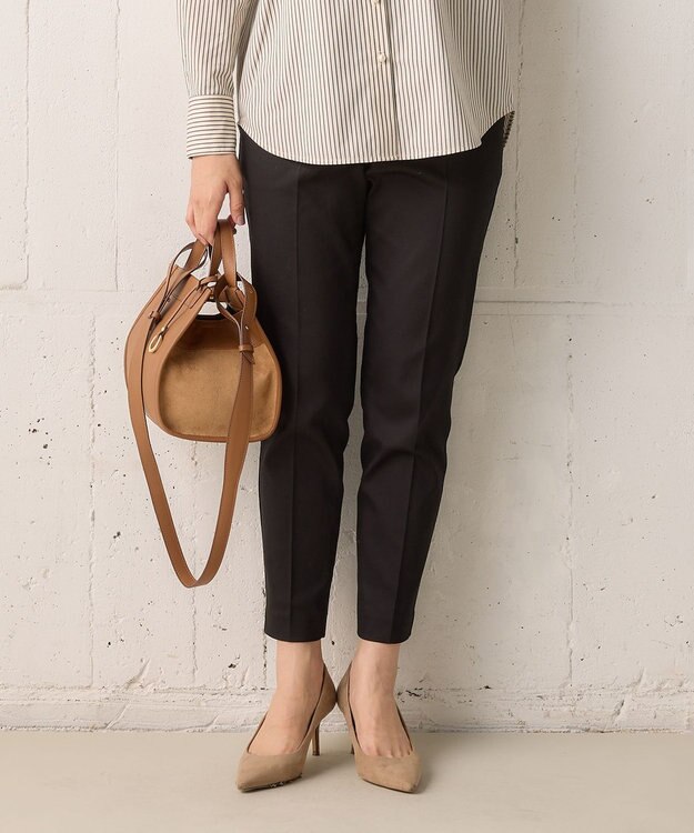 組曲 【WEB限定】ストレッチテーパード パンツ ブラック系