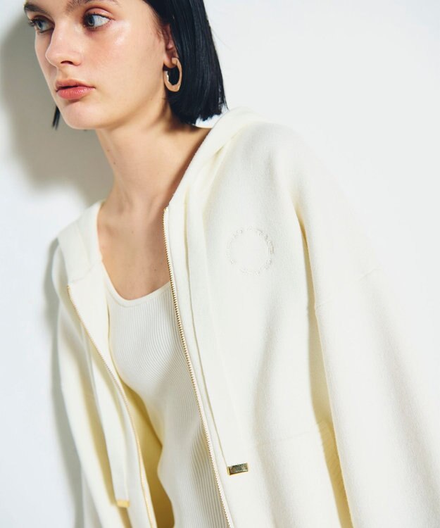 GRACE CONTINENTAL ロゴ刺繍ニットパーカー ホワイト