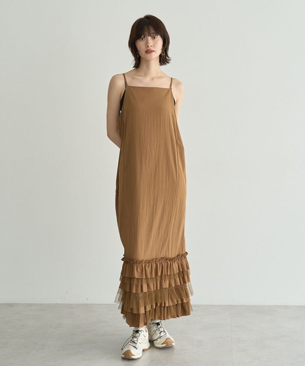 YECCA VECCA ラッフルキャミワンピース Camel