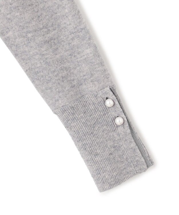BEIGE， 【WEB限定・洗える】ALSACE / パール釦クルーネックウールニット L.Gray