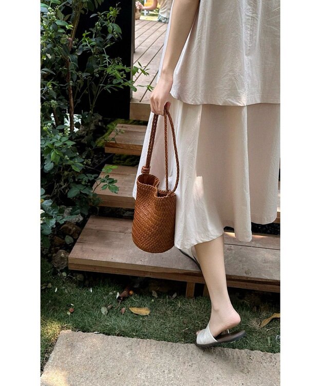 style code 大人の夏を軽やかにする 牛革 メッシュ バケットショルダー ダークブラウン