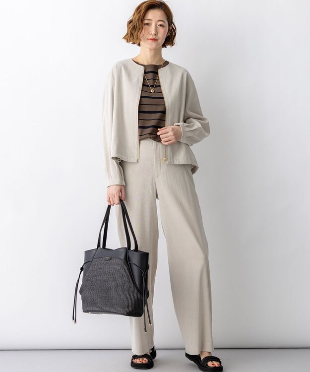 23区 リネンレーヨンストレッチ ノーカラー ブルゾン ベージュ系