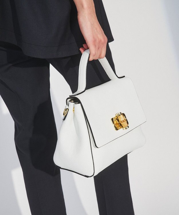 GRACE CONTINENTAL ROBERTA　PRIANIワンハンドルバッグ ホワイト