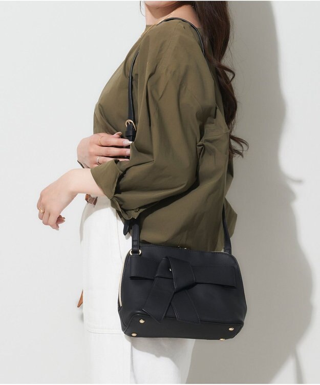 LA BAGAGERIE 【maison vert】【多収納】リボンショルダー ブラック