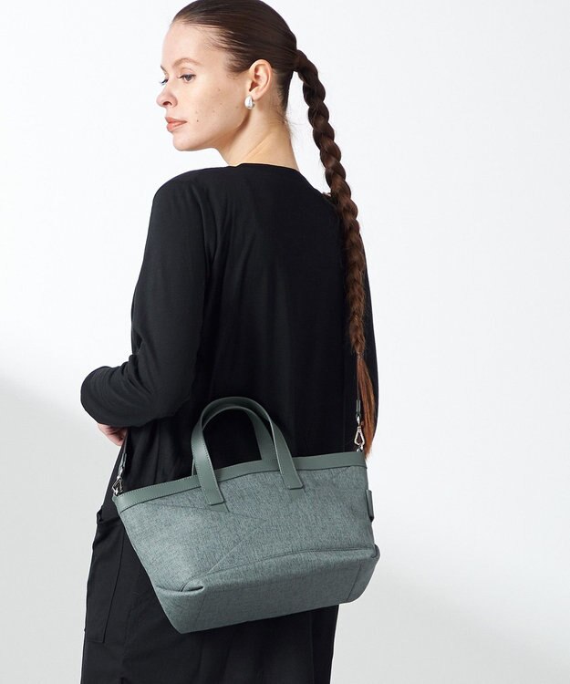 Y'SACCS リネンライク　イニシャルトート　Sサイズ アッシュグリーン【web限定カラー】