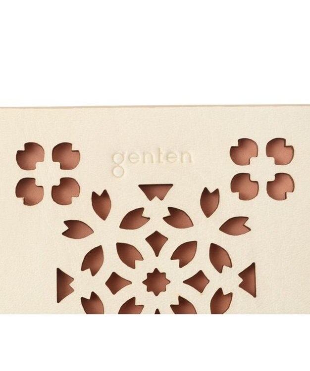 genten フラッターカットワーク パスケース オフホワイト