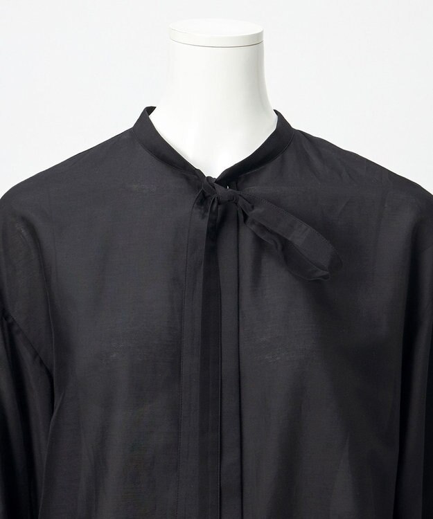 23区 【エステータ】シルクコットンローン ボウタイブラウス ブラック系