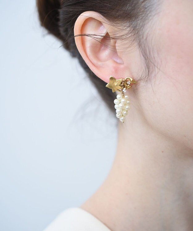 monshiro ブドウイヤリング ホワイト