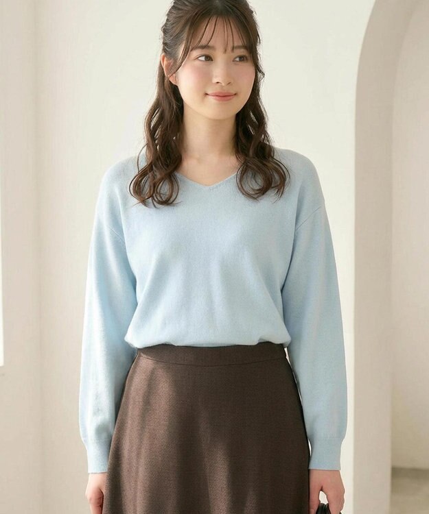 Feroux Vネックニットプルオーバー スカイブルー系